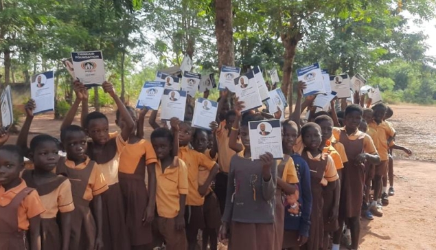  Thinkaid Foundation Donates Exercise Books to Schools in Deprived Communities.